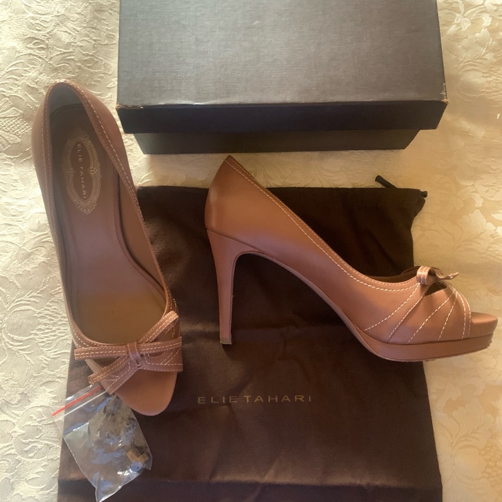 Elie Tahari Leather Shoes-EUC-Plus Box, Dust Bag, Extra Taps, Camel, Size 41